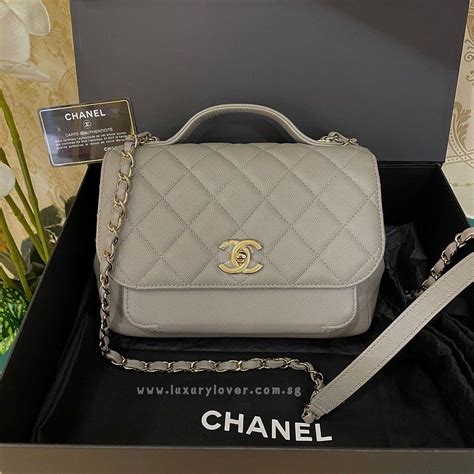 chanel business affinity medium size